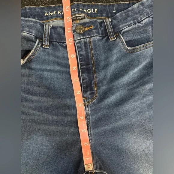 American Eagle Curvy High Rise Jegging - Picture 3 of 4